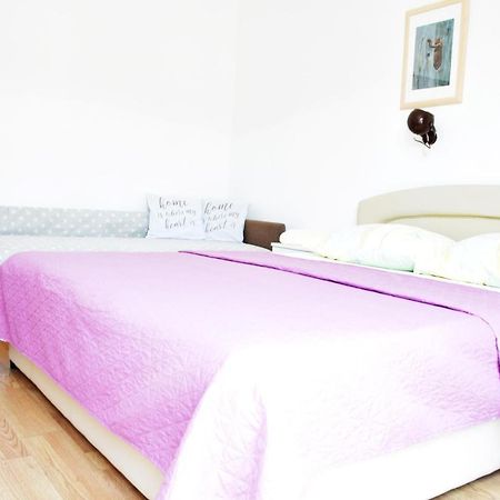 Guest House Tina Rab Town Luaran gambar