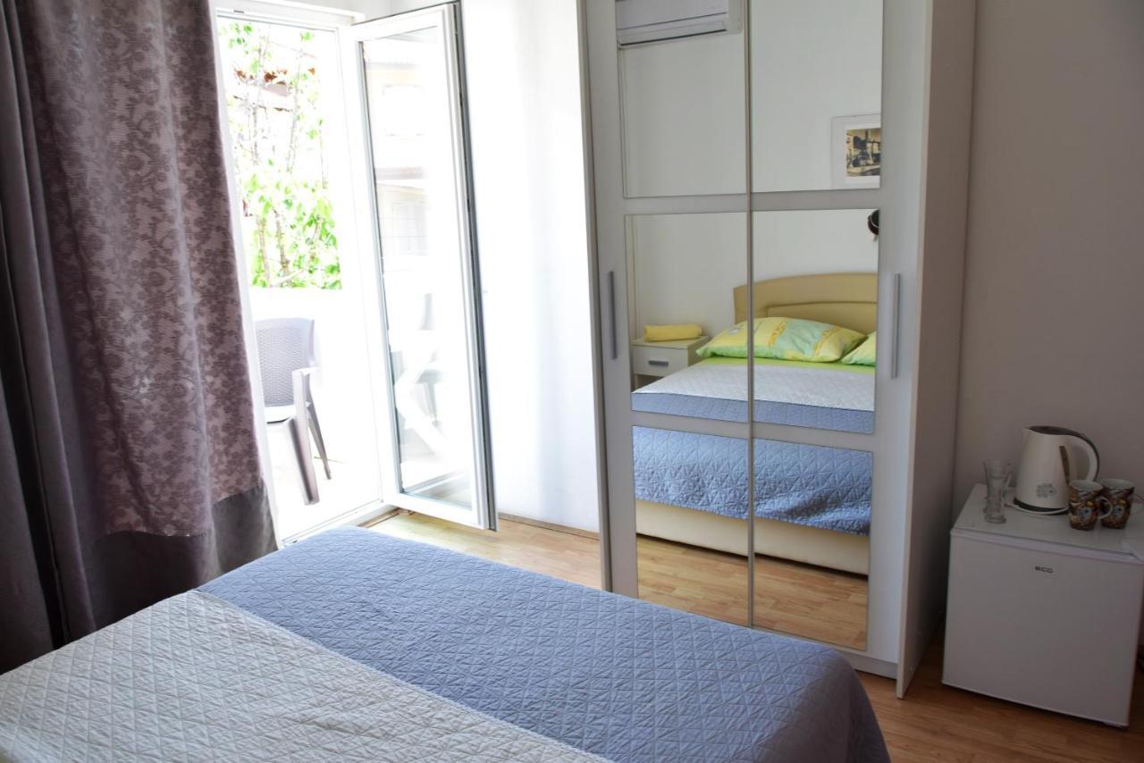 Guest House Tina Rab Town Luaran gambar